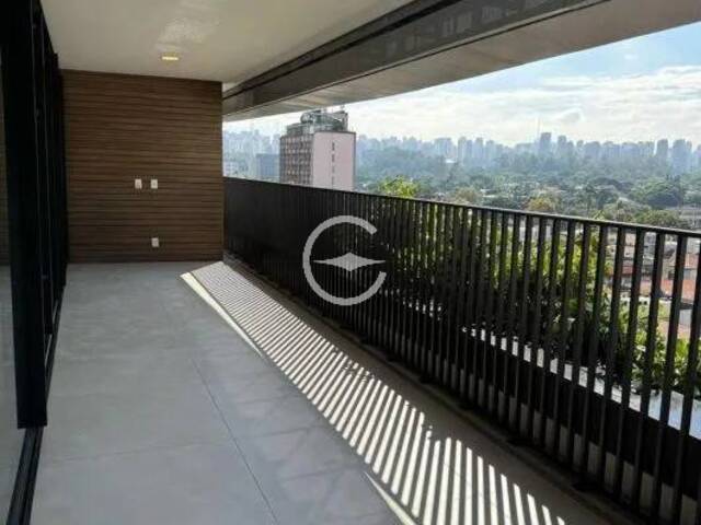 Venda em Vila Nova Conceição - São Paulo
