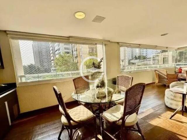 Venda em Campo Belo - São Paulo